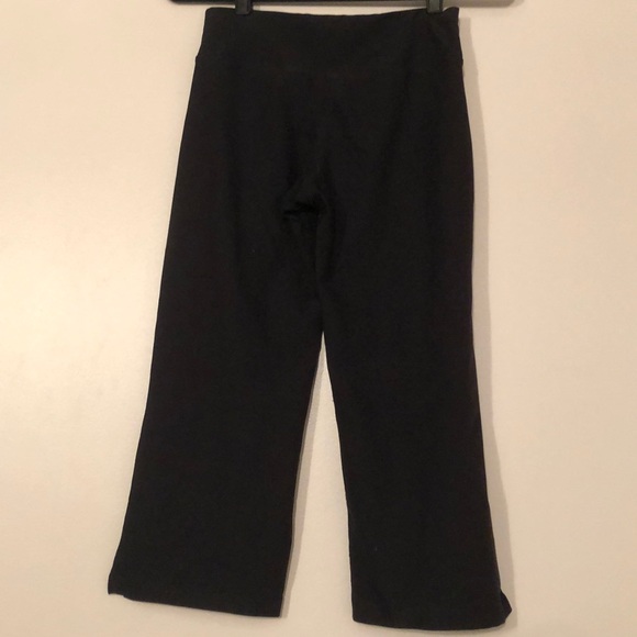 Comfortable Nike Black Capris - Picture 6 of 6